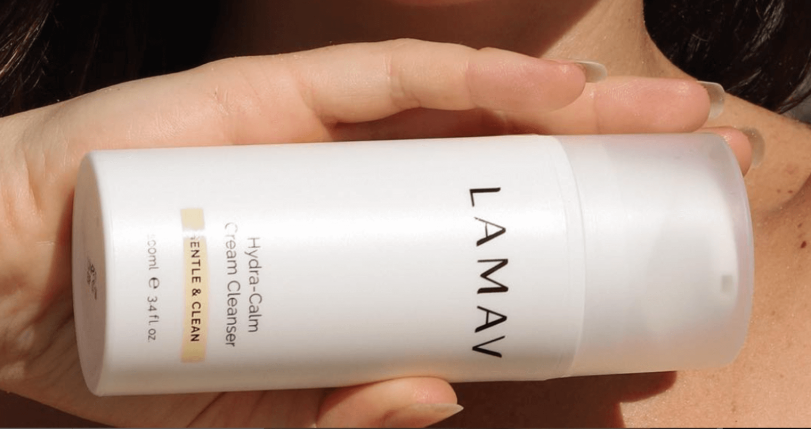 La Mav Hydra clam Cleanser